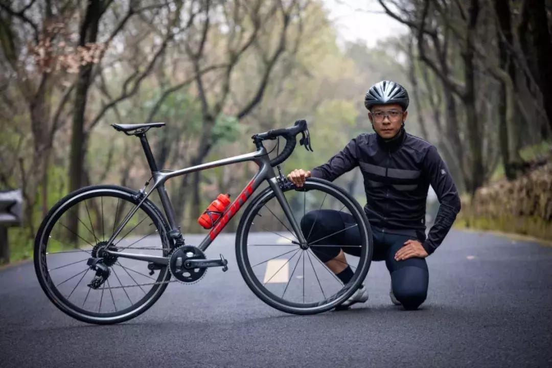 捷安特tcradv2公路车2021款价格,捷安特公路车tcradv3适合学生吗