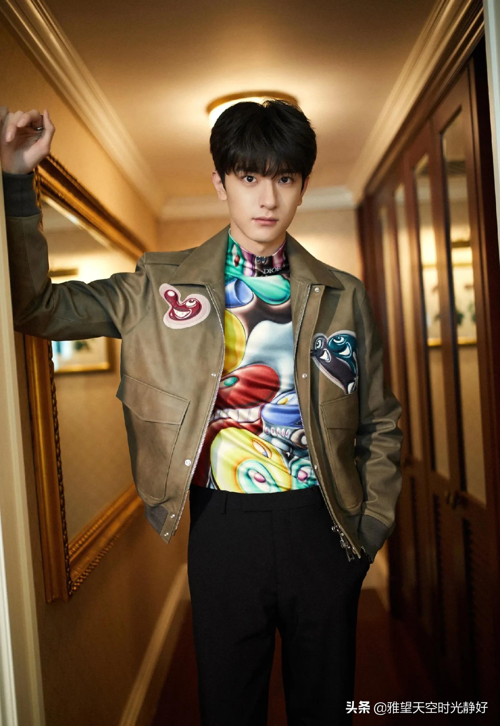 男明星西装穿搭夏季帅气,男士明星皮衣西服外套搭配