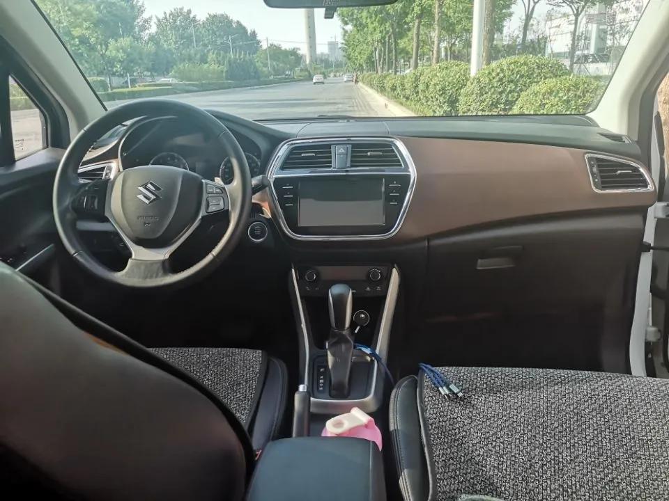 长安铃木骁途哪款性价比高,铃木骁途1.4四驱二手车多少钱17年