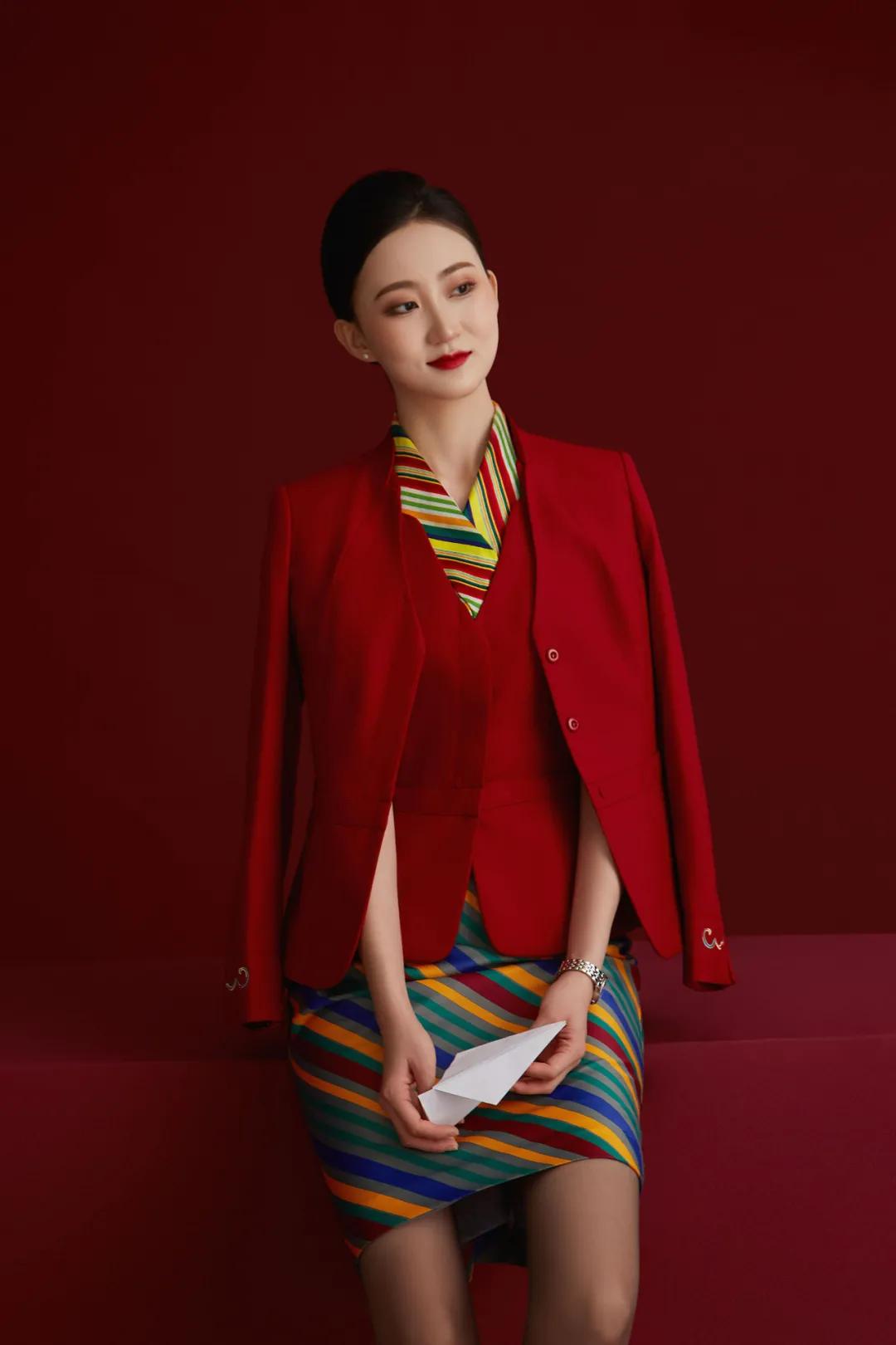 *藏西**航空空姐杨臆霏：圆梦蓝天！源于在天航学会了优雅，许下未来