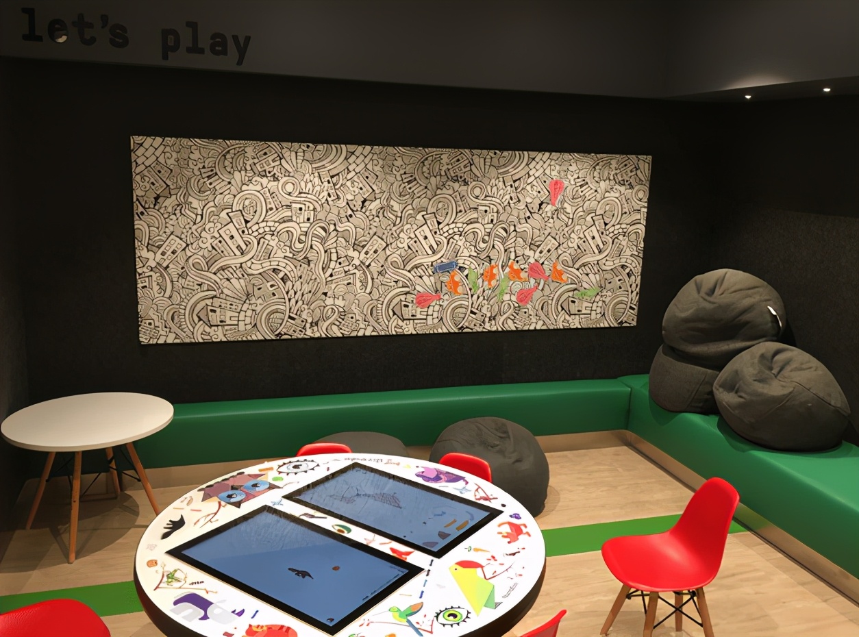 带儿子进女厕被指责,带儿子进女厕所遭指责