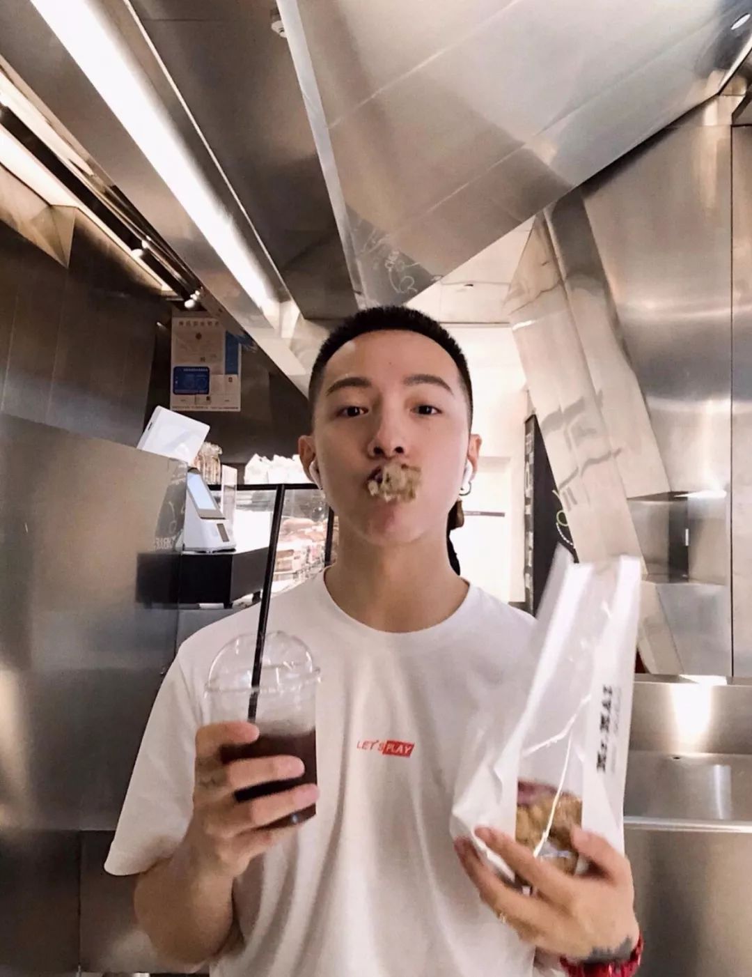 圆脸国字脸适合的中长发型,椭圆脸偏长脸适合什么发型