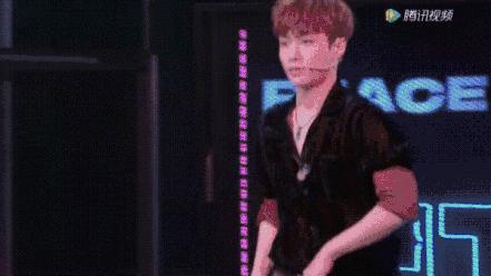 没被央视锤死？整容又离婚？网红转明星？连张艺兴都要替她背锅？