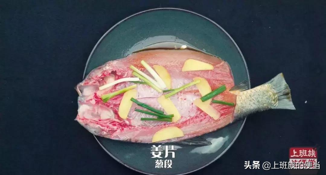 烤鱼不用烧烤怎么做,怎么烤出外酥里嫩的烤鱼