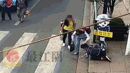 11岁男孩被铁围栏扎伤,青海10岁男童被砸晕后被捅10刀