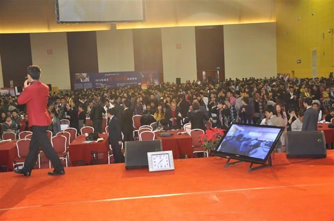 不用花一分钱成本，坐家里用手机就能赚大钱的核密码