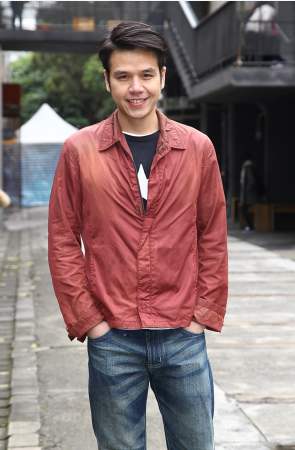 萧亚轩为什么被称为小鲜肉收割机,萧亚轩首谈恋爱过程