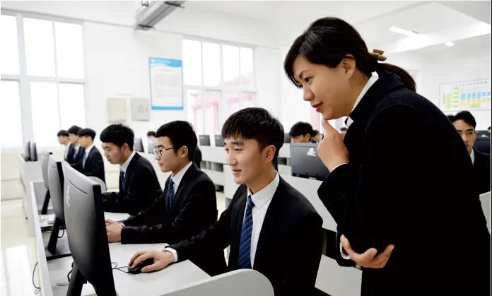 四川汽车职业技术学院招生办电话,四川汽车职业技术学院报名入口