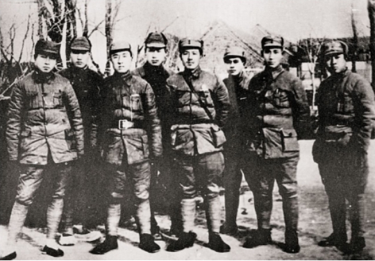 抗战时期一个加强团有多少人,抗战时期国军一个团大约多少人