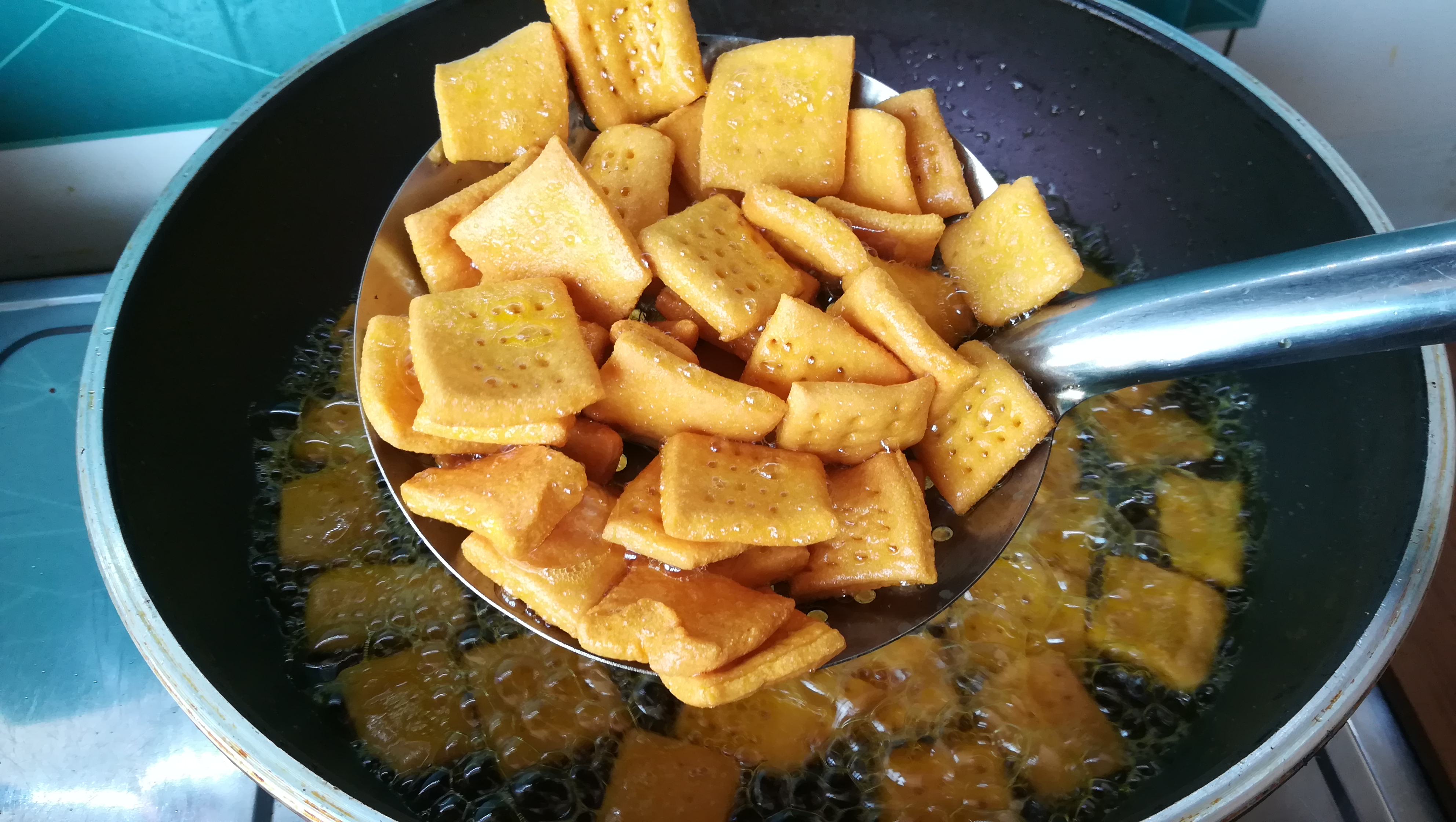 玉米面的各种做法嘎嘣脆,嘎嘣脆的零食玉米面