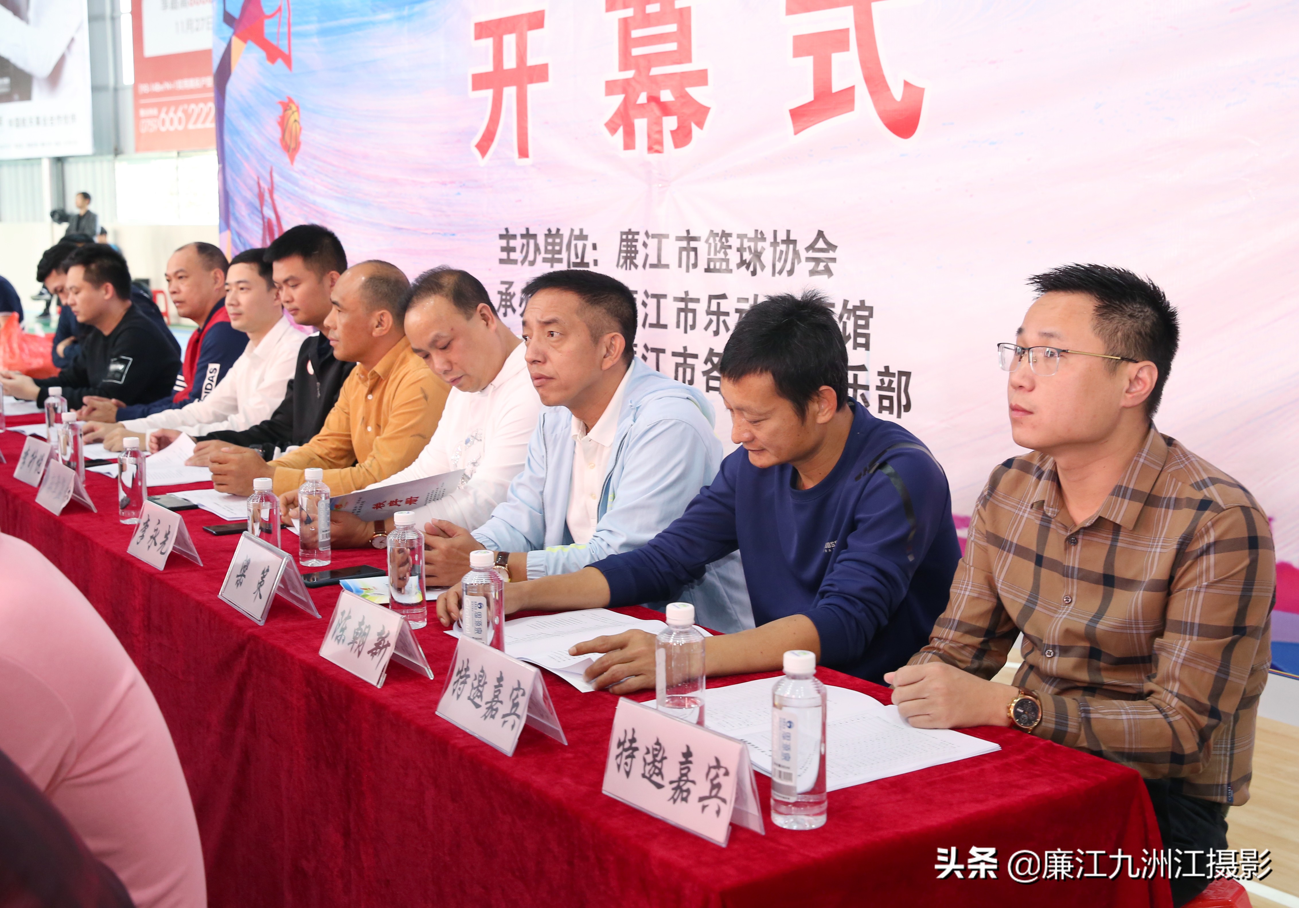 乐动篮球赛直播,廉江乐动球馆