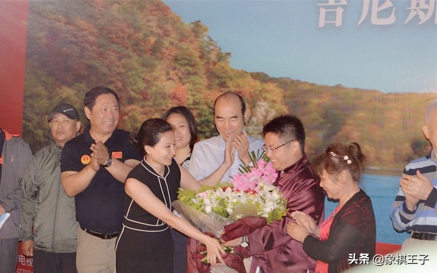 聂卫平与胡荣华下象棋视频,胡荣华与柳大华下象棋视频