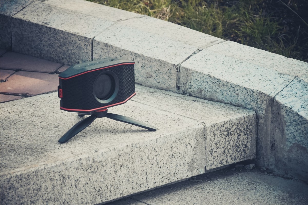 德斐尔小魔盒蓝牙音响,德斐尔小魔盒和bosemini