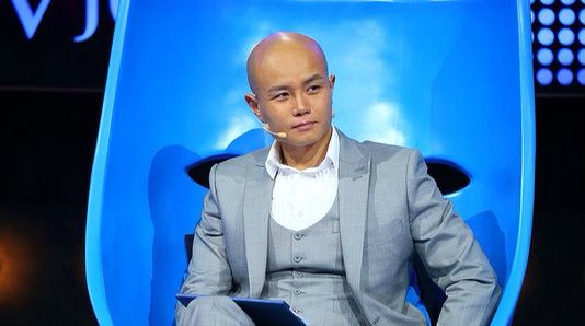 曾经红极一时的乐嘉,乐嘉因为什么上不了舞台了