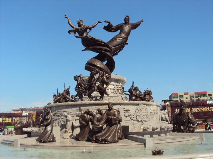 宠爱杨玉环的是哪位皇帝,宠冠后宫朕的独宠皇妃