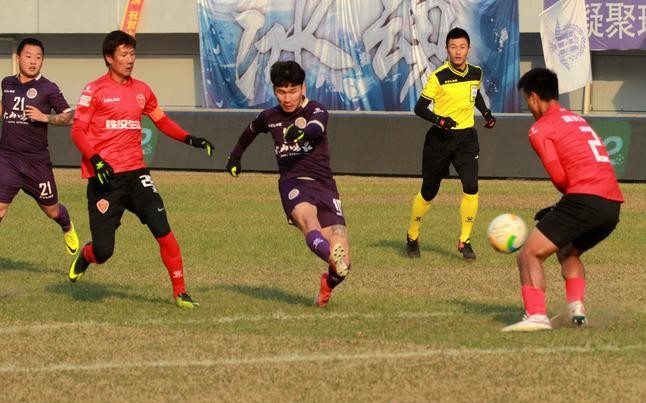 汪嵩在足球界的地位,中国球员汪嵩