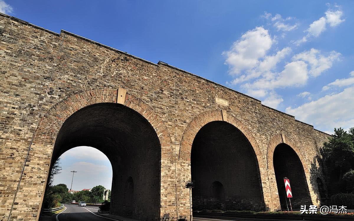 南京1937：中山路坦克大决战？小报编撰内容堪比横店抗日