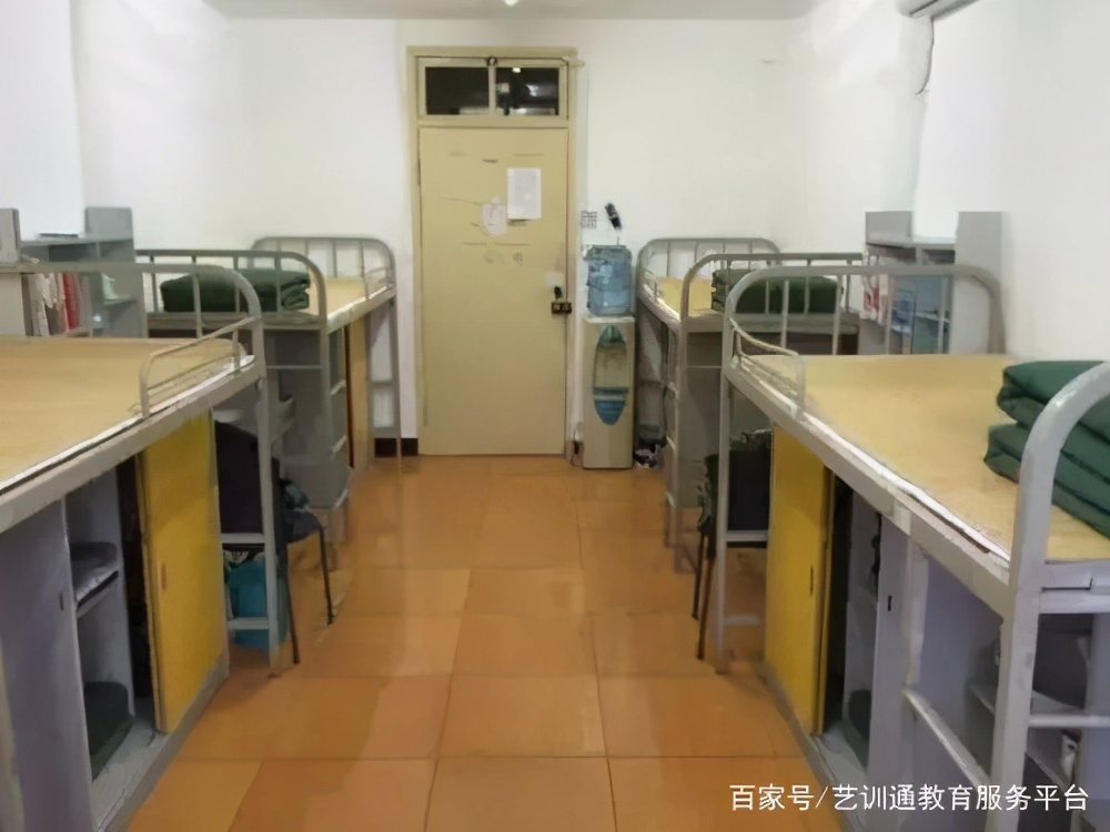 文科大学宿舍条件排名,全国学院宿舍条件排名