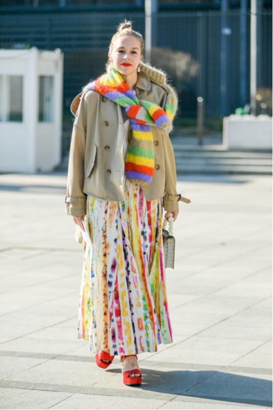 穿衣服打结小技巧,衣服打结穿搭技巧