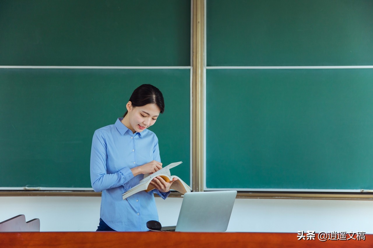初中英语教师年终个人总结,中职教师年终考核个人总结