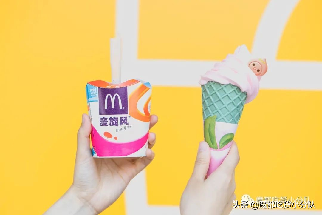 港式鸳鸯奶茶星巴克,星巴克的甜品推荐是什么样的呢