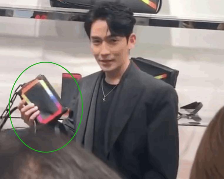 朱一龙同款斜挎包,男斜挎包朱一龙