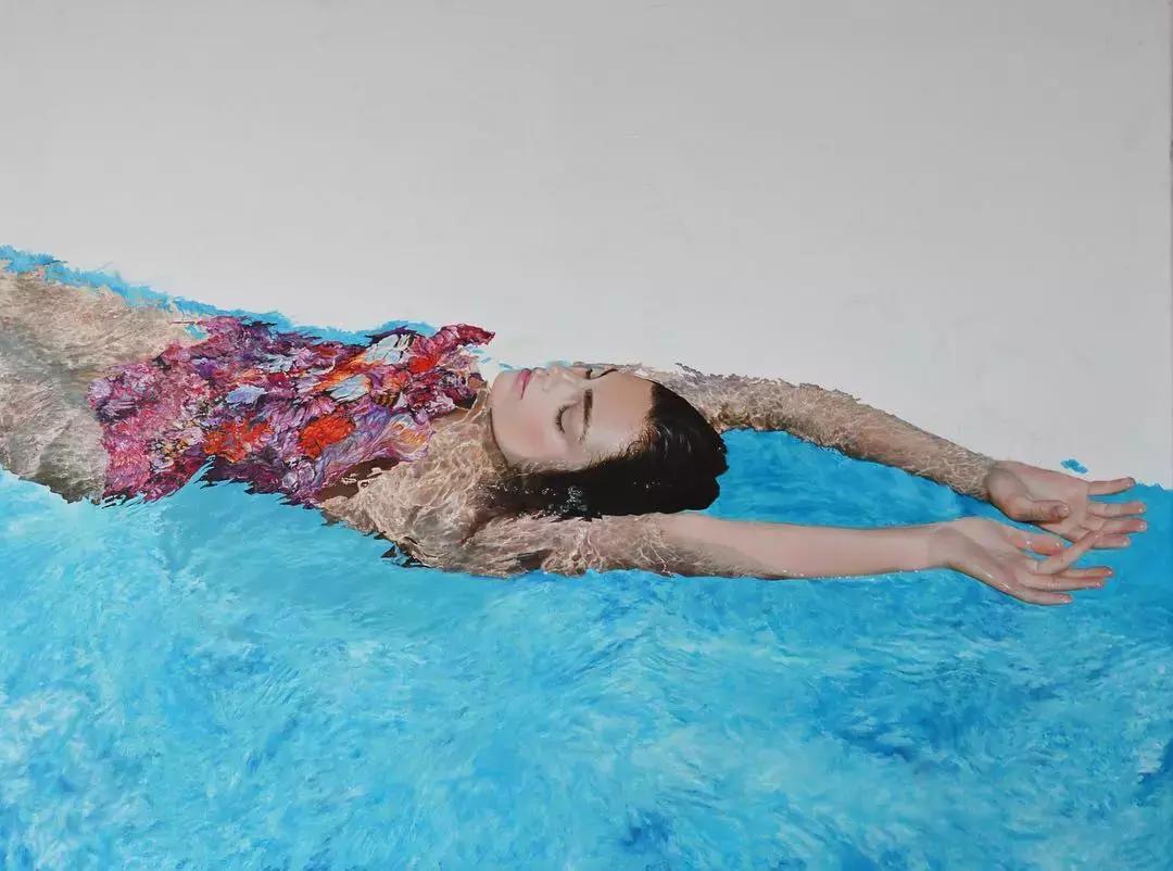 他画了一波美人，笔触精致，活色生香