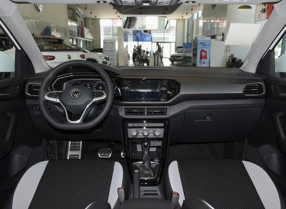 合资小型suv探影真实价格,花15万买的车