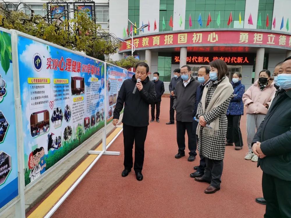 找差距补短板转作风促提升发言稿,找差距谋思路抓落实大讨论