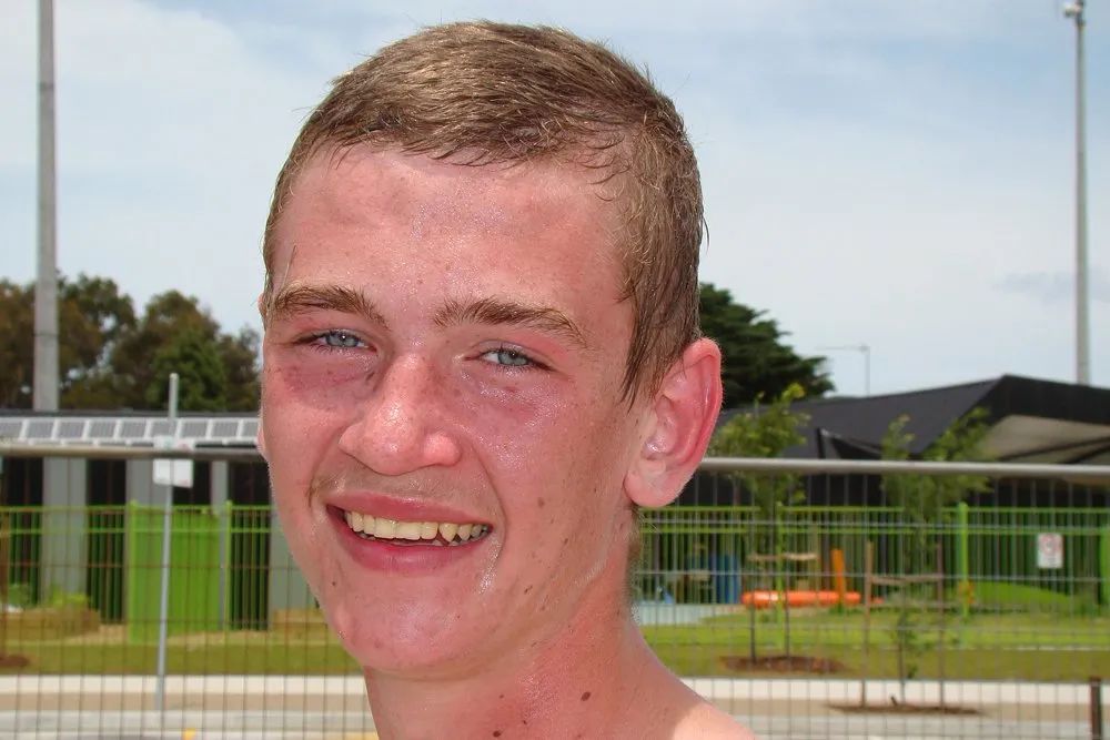 喝酒后冻死是怎么回事,喝酒第二天发冷发热是怎么回事