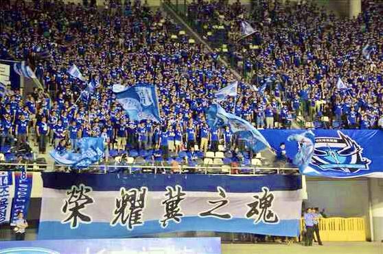 一座裕彤体育场，半部青春史...