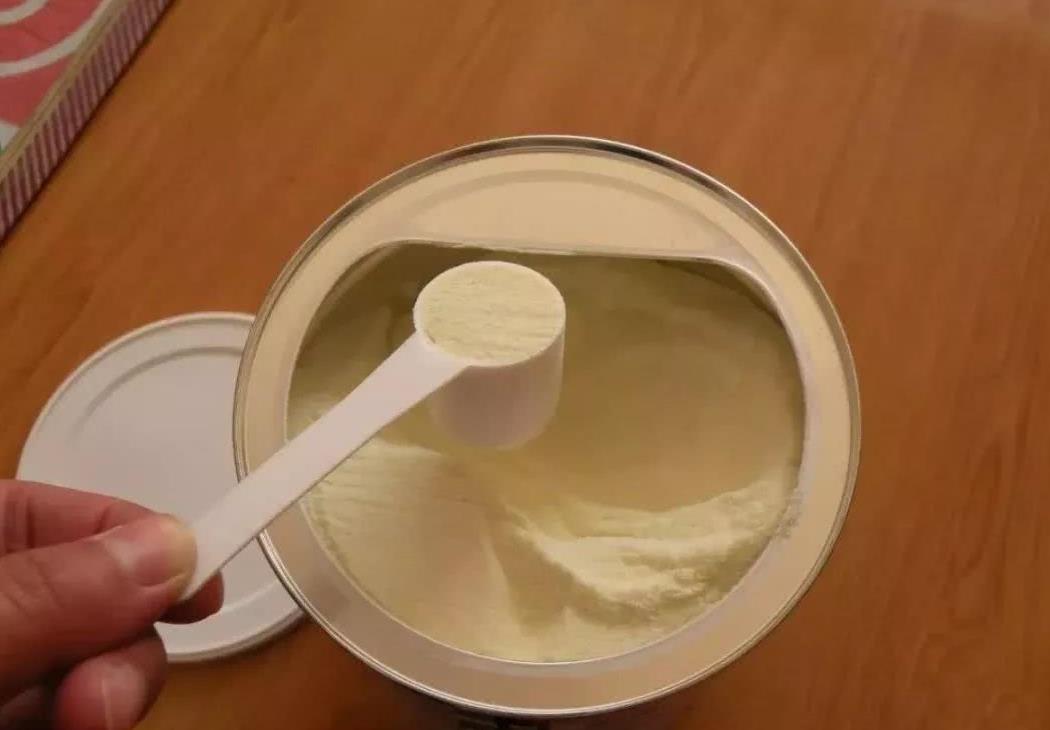 吃奶粉消化不良需要换奶粉吗,奶粉喂养的宝宝如何避免消化不良