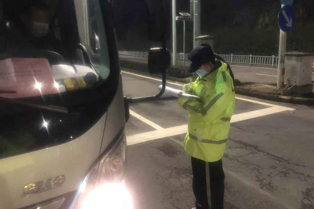 这名有着全省散打冠军辉煌战绩的宁海警花却“败”给了……