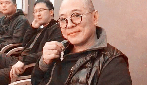 马未都讲李连杰九眼天珠故事,马未都评价李连杰的九眼天珠