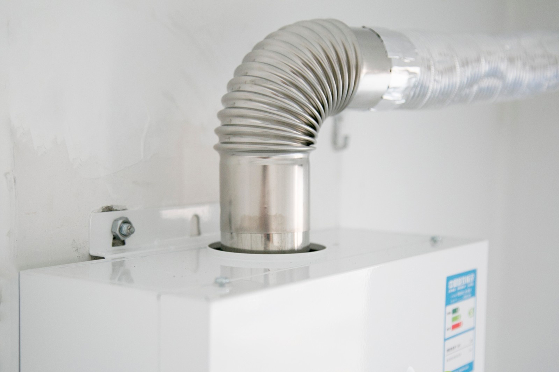 家用燃气热水器选哪种比较好,家庭用的燃气热水器一般怎么选择