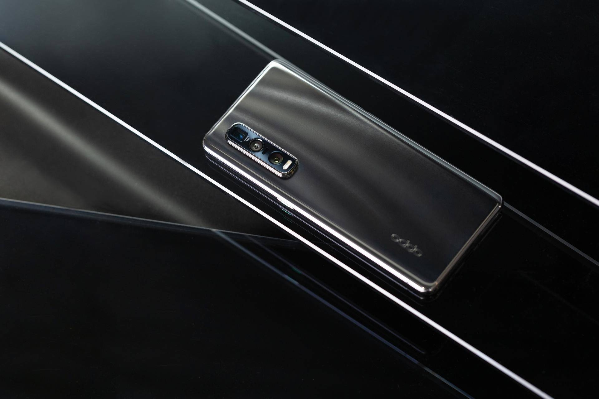 为什么英伦时尚看起来更有质感？材质配色是它最大的优势