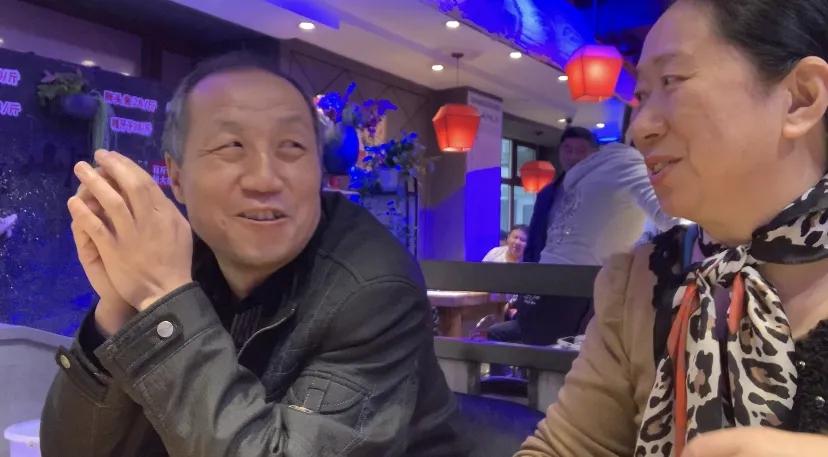 结婚28周年纪念日送什么花,结婚28周年纪念日