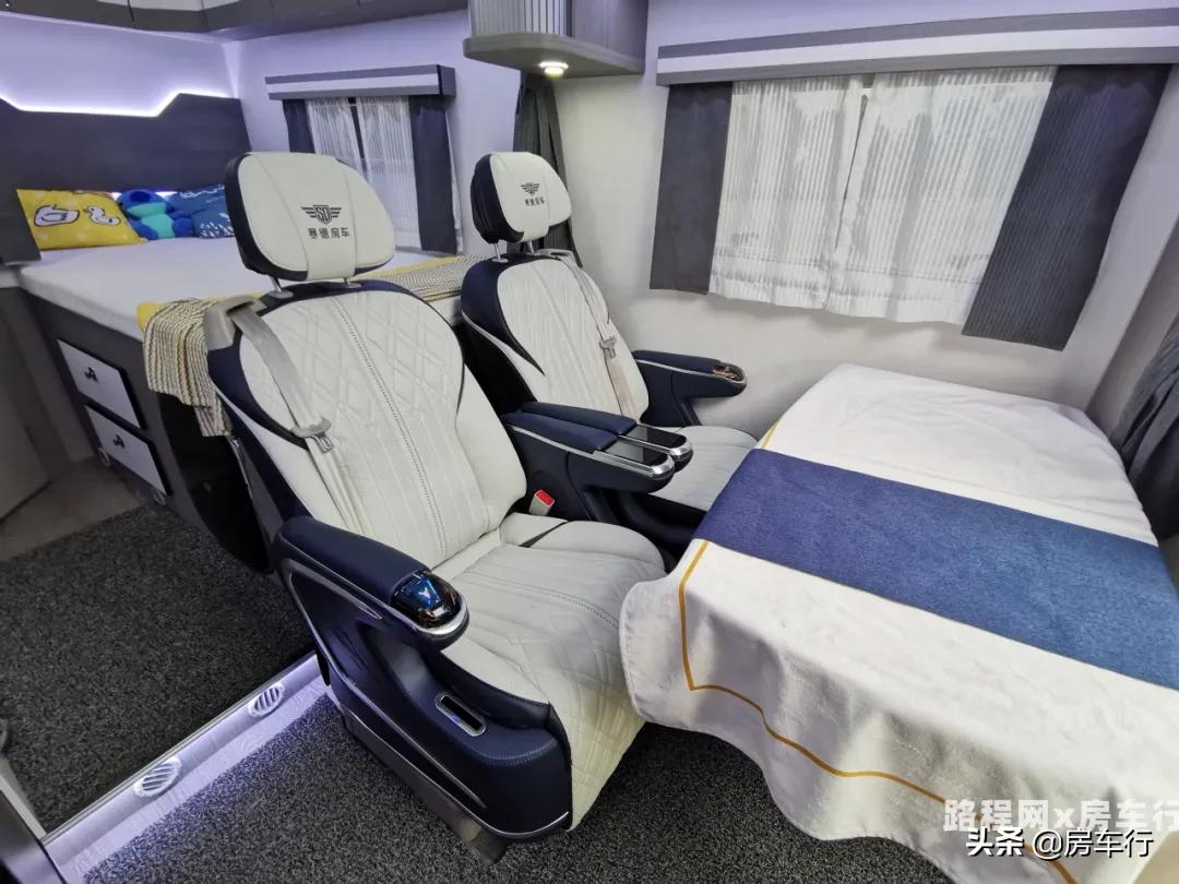 依维柯赛德房车猎鹰2号,南京依维柯新款房车c型房车