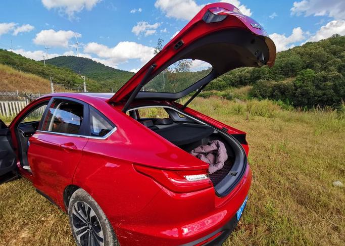 新宝骏rc-6有冷空调吗,新宝骏rc-6带自吸没