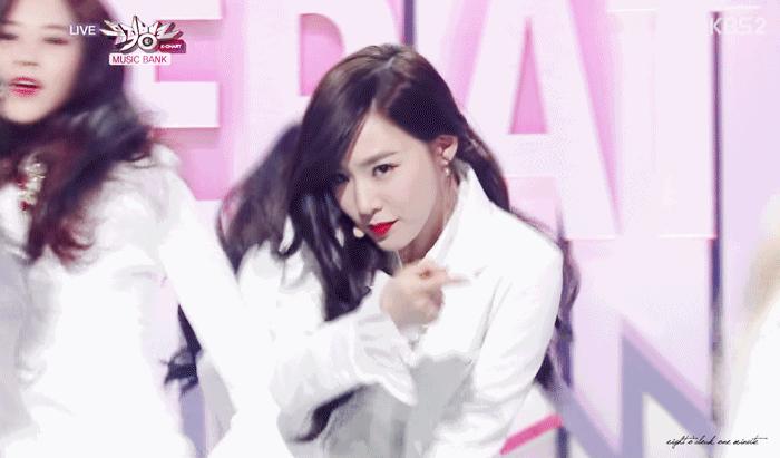 韩娱：洪真英、泰妍新歌、《魔女2》、Tiffany、华莎义气