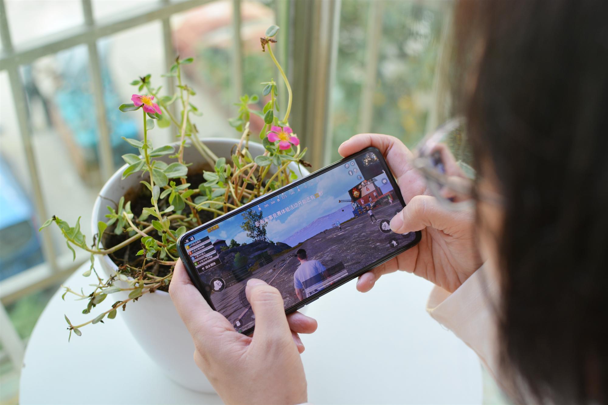 远距离可以玩的游戏,光荣猎人游戏本的缺点