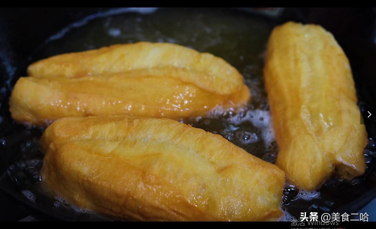 怎么最快炸正宗油条绝密配方,想要炸出蓬松酥脆的脆皮油条配方