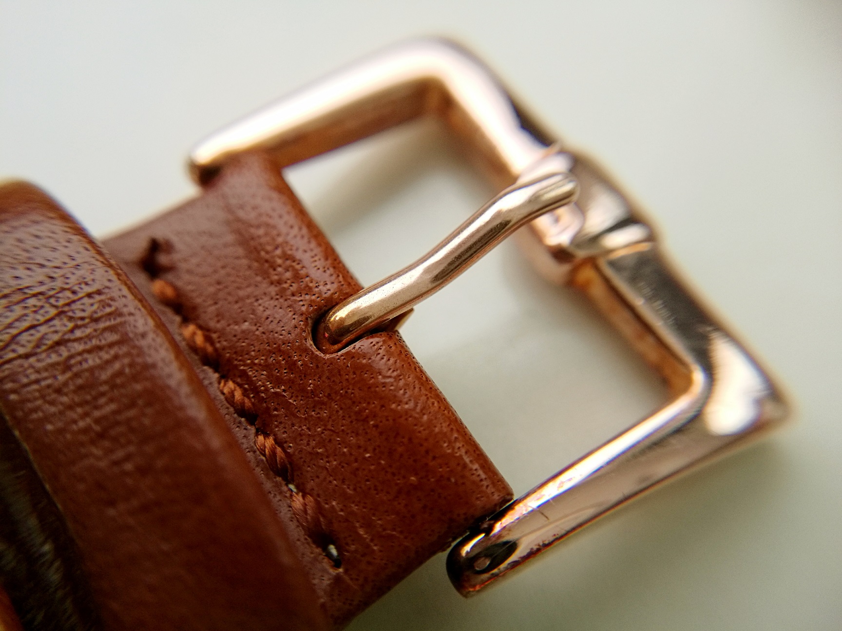 国产手表和瑞士手表差距,国产手表和天梭手表对比