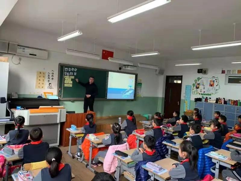 如何让课堂更具有吸引力,活跃课堂思维的教学策略