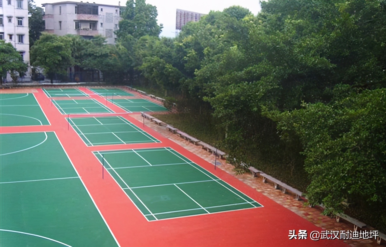 宁波弹性丙烯酸球场施工,弹性丙烯酸球场施工注意事项