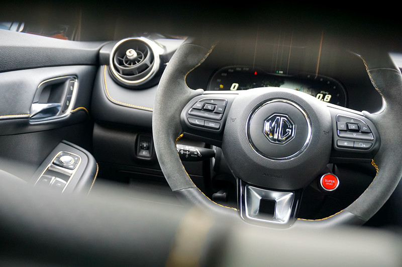 第三代mg6prosupersport赛道模式,激进前卫全新mg6pro预告图发布