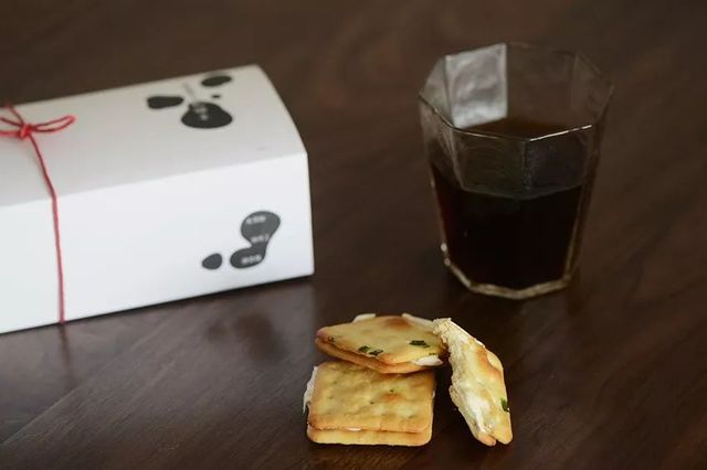 网购28款网红零食，究竟谁是最值得囤的年货？