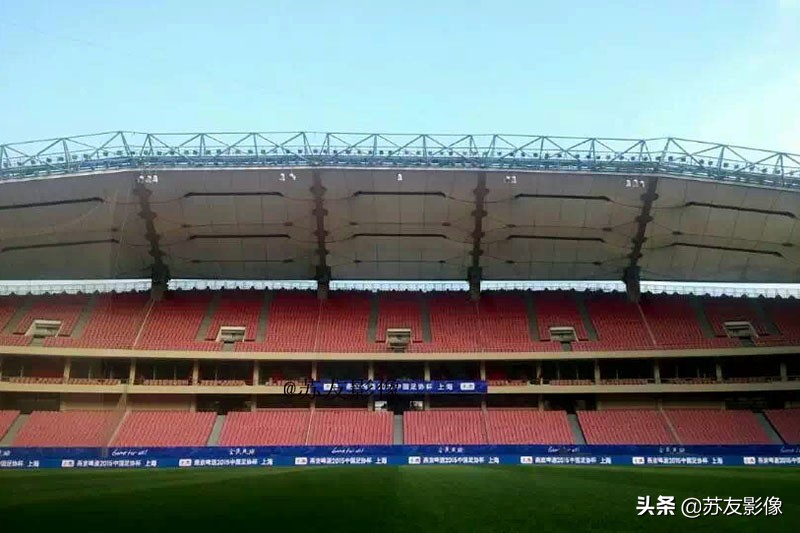 中国第一座专业足球场,国内第一个足球场