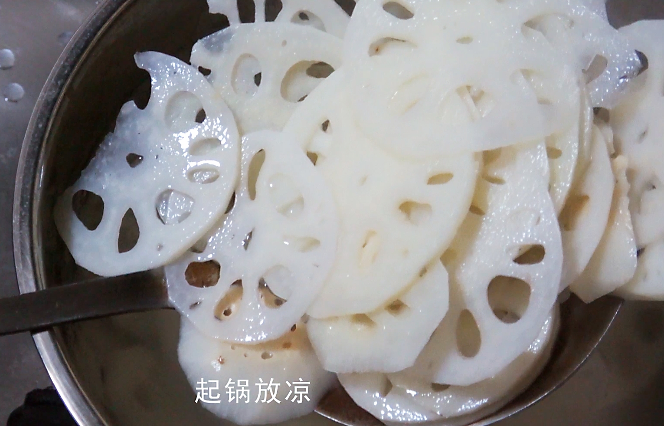 适合减脂期吃的凉拌藕片,藕片凉拌火龙果