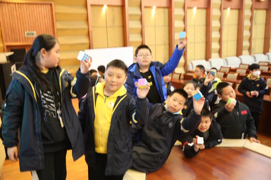 重庆5朵金花小学名字及地址,重庆公认最好的五个小学